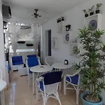 Hotel Maruja *