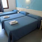 Hotel Maruja
