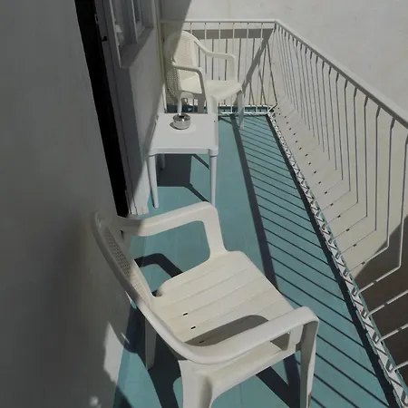 ホスタル マルハ ホテル
