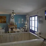Hotel Maruja