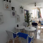 Hotel Maruja *