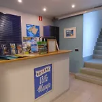 Maruja Hotel *