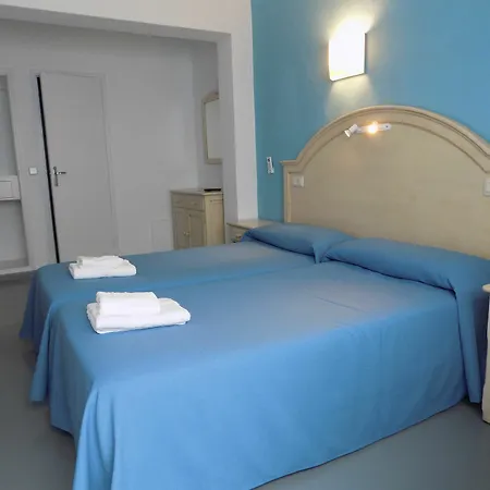 Maruja Hotel